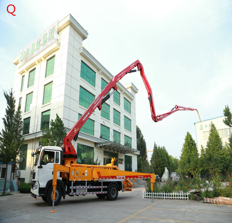 小型混凝土泵車，天泵，小型泵車